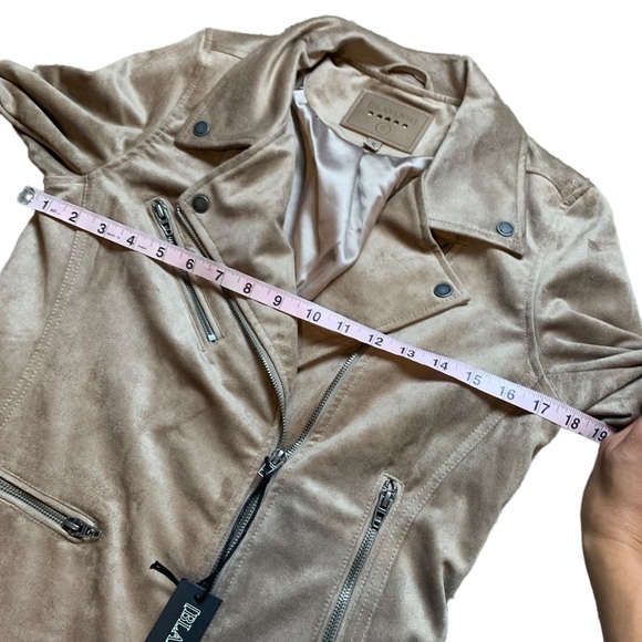 BLANK NYC Faux Suede Moto Jacket in Shroom Tan S - Picture 5 of 6